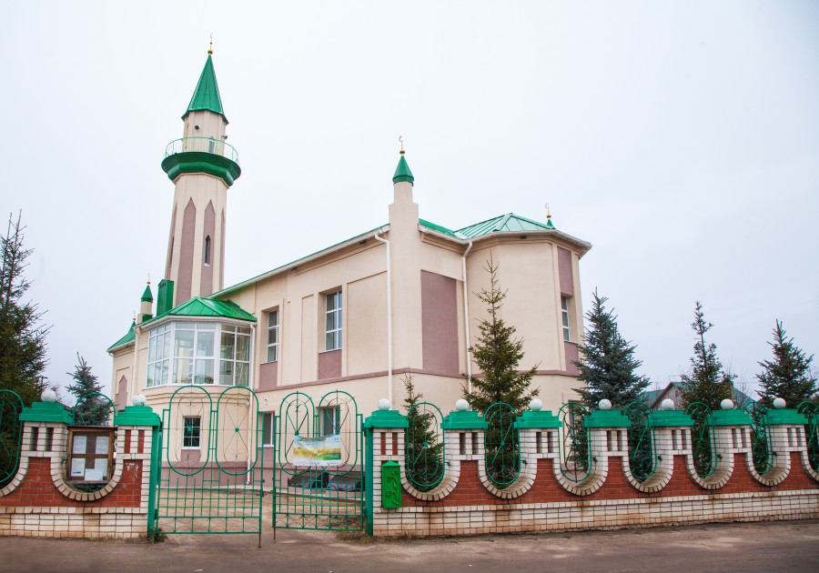 В мечети «Тынычлык» муфтий Татарстана Камиль хазрат Самигуллин принял участие в  торжественном мероприятии, посвященном чествованию ветеранов ВОВ