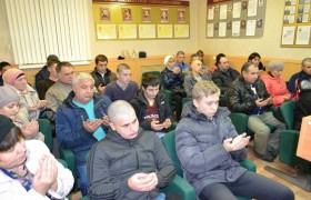 Имамы в Арске дают наставления будущим солдатам