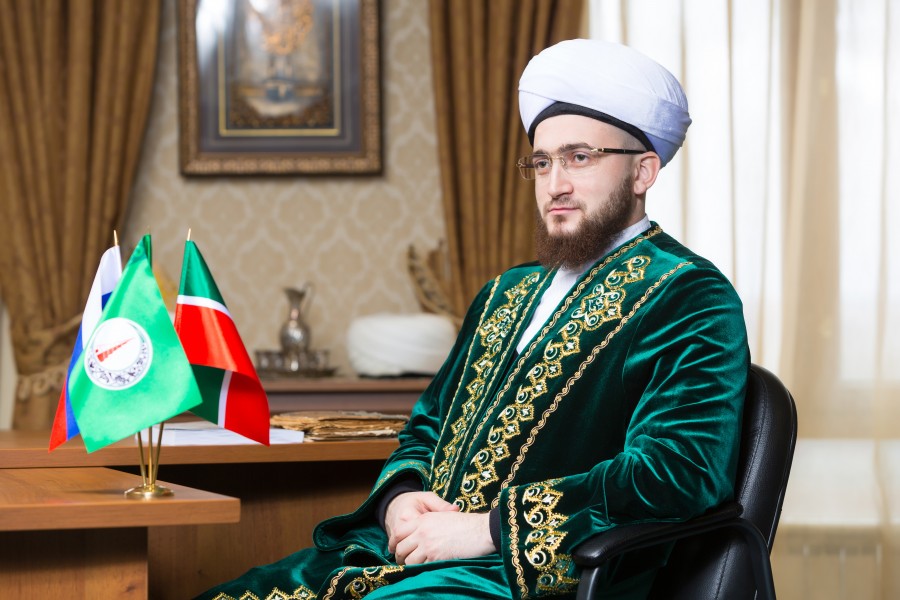 Поздравление муфтия РТ Камиля хазрата Самигуллина с наступлением праздника Мавлид ан-Наби