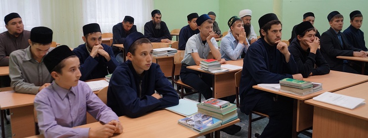 Татарстан мәдрәсәләрендә “Экстремизмга – юк!” ачык дәресләре уза