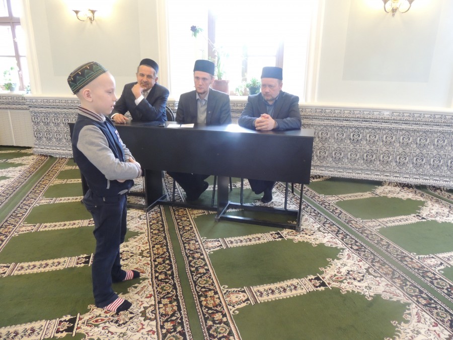 Апанай мәчете лагерьга чакыра
