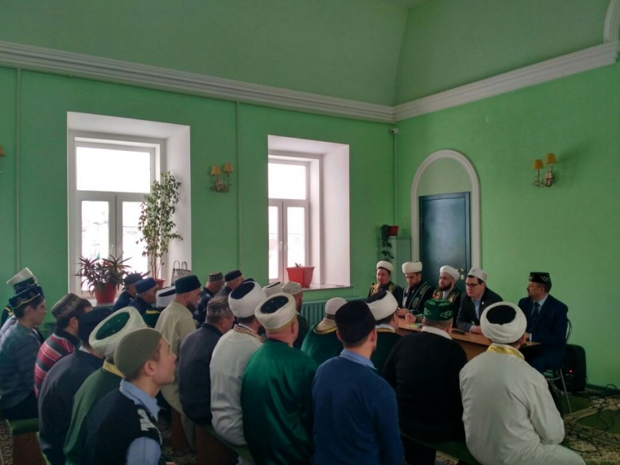 Бүген Татарстан мөфтие эшлекле сәфәр белән Саба районында