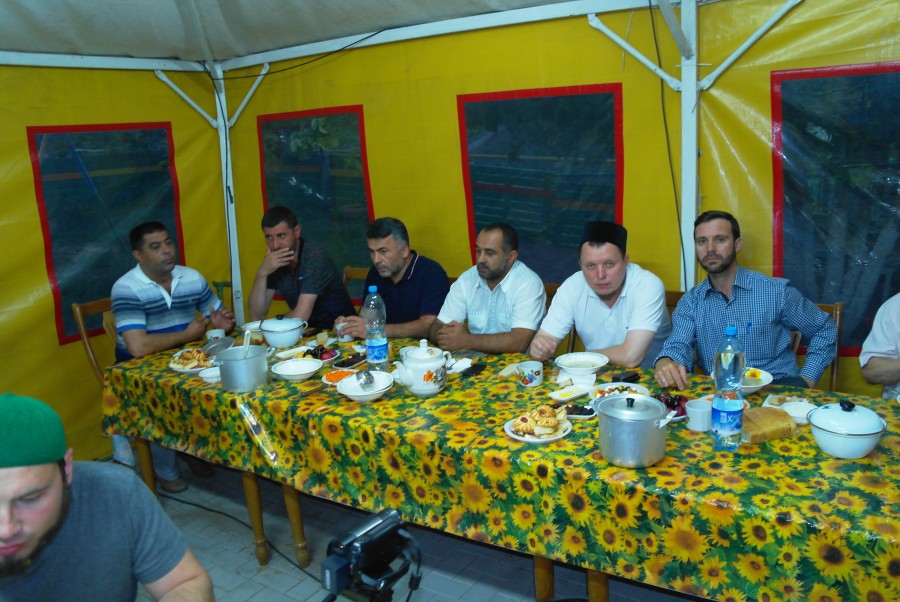 Азербайҗан диаспорасы Бөгелмәдә ифтар ашы үткәрде