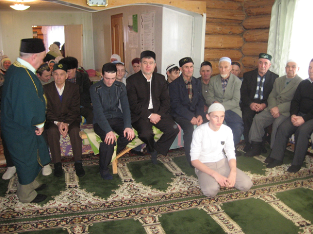 Бер очрашу – бер гомер