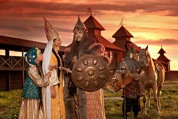 Иске Казанда милли моңнар